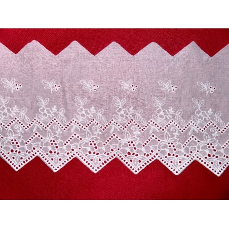 Broderie kant wit